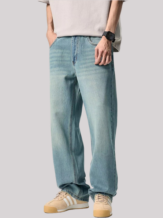 Relaxed Fit Jeans