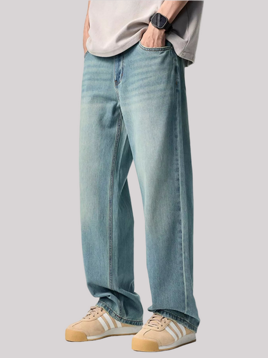 Relaxed Fit Jeans